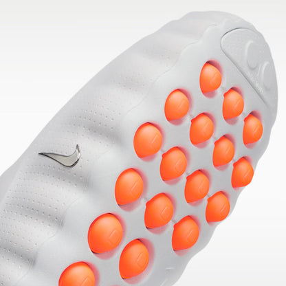 Nike Mind 001
