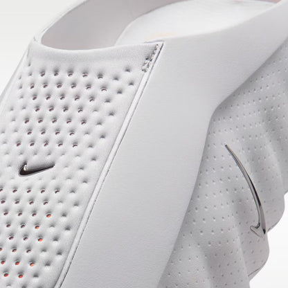 Nike Mind 001